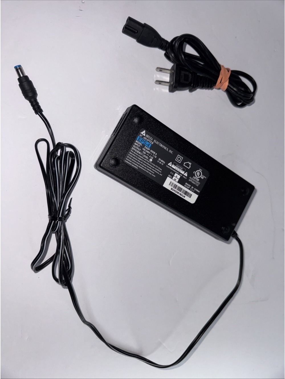 Delta Electronics EPS-4 Adapter Model EADP-65GB A 15V 4.3A Comcast Xfinity DVR